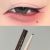 Vedenkestävä geelimäinen eyeliner-kynä