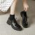Naisten retrokiilapohjaiset slip-on-kengät